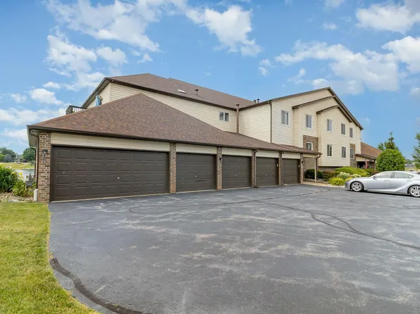 5040 Spinnaker Ln Unit A, Crown Point, IN 46307
