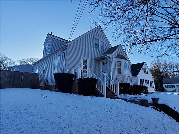 3rd image of 20 Lincoln Ave