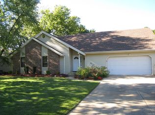 751 W Rockwood St, Springfield, MO 65807