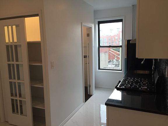 2nd image of 548 Driggs Ave APT 9