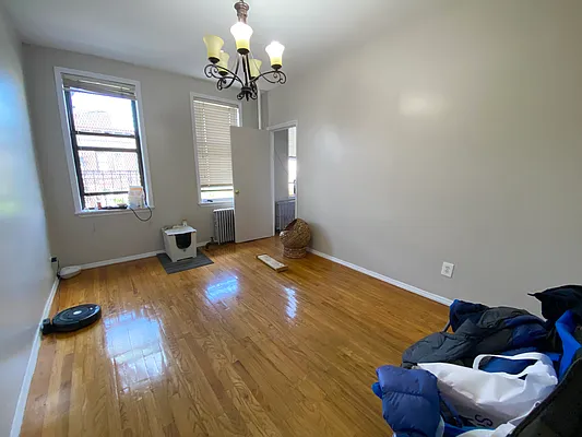 Rented by Compass | media 11