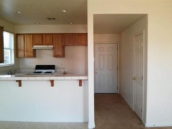 4th image of 5917 Tangerine Ave