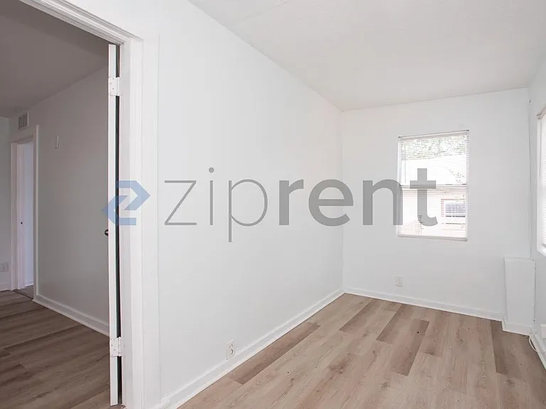 2184 W 45th St — Photo 3