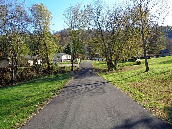4th image of 232 Township Road 1348