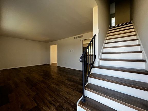 2nd image of 508-510 S Scott Blvd #508