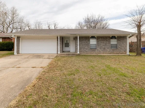 1753 S Pine Ave, Broken Arrow, OK 74012