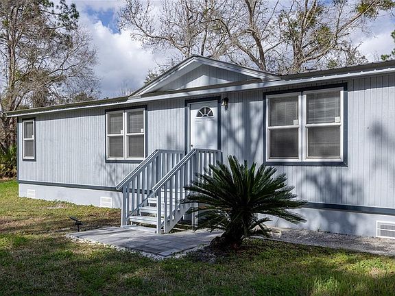 4th image of 122 Cypress Dr