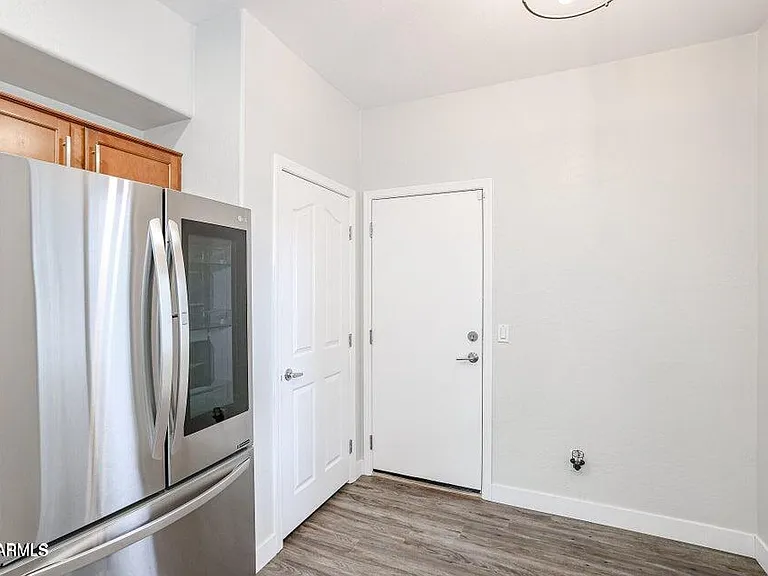 15881 N 74th Ave — Photo 14