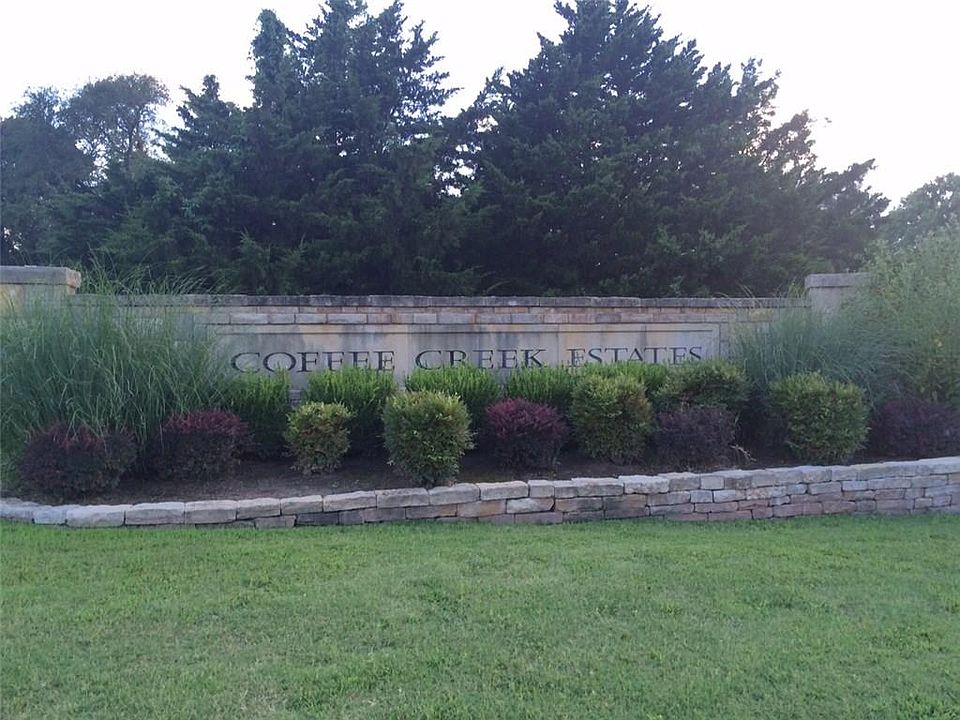 2nd image of 3567 Valley Creek Rd #15