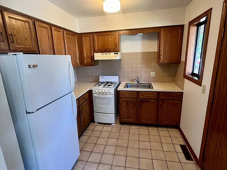 1400 Kentucky Ave — Photo 6
