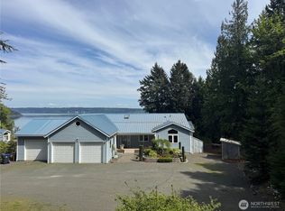 257 Nevergiveup Rd, Brinnon, WA 98320