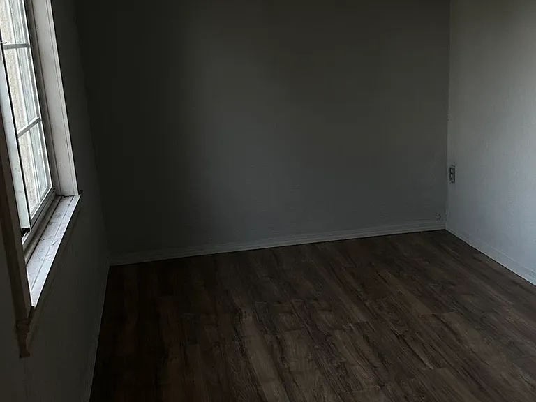 620 W Hamilton Ave — Photo 2