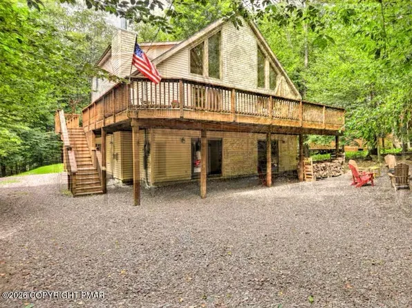 Of Diamonds Ct, Gouldsboro, PA 18424