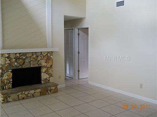 4th image of 108 Knollcrest Dr