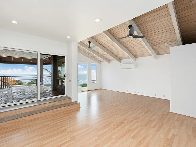 691 Kaulana Pl — Photo 24