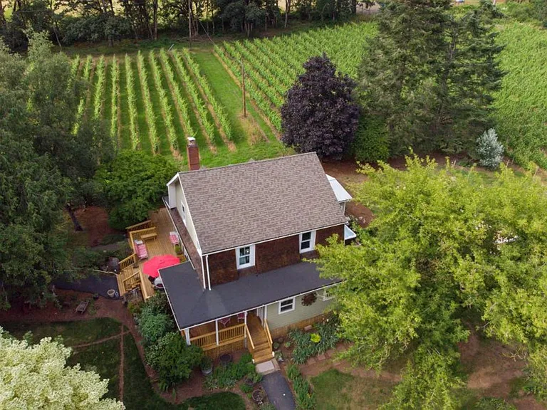 20600 NW Kings Grade Rd — Photo 2