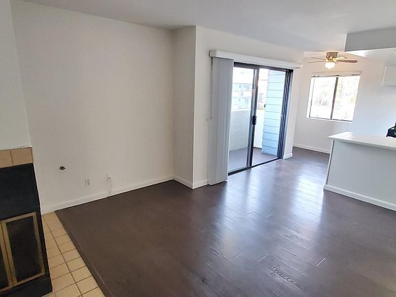 4th image of 10754 Lawler St #7