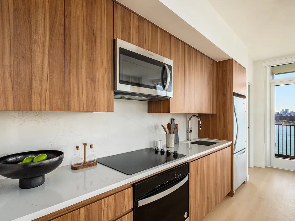 18 India St #Penthouse 3410S