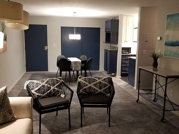 2nd image of 1 Lake St W #323