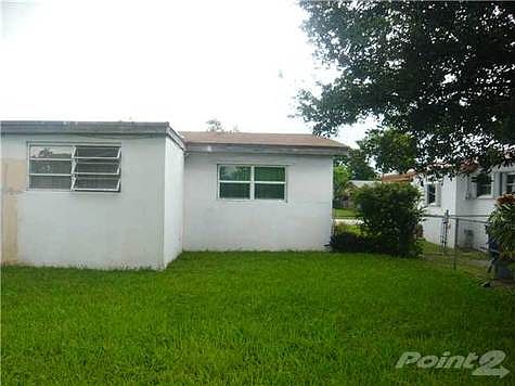 5th image of 1810 NW 187th Ter