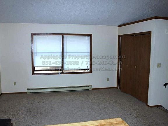 4th image of 1634 Greeley St S