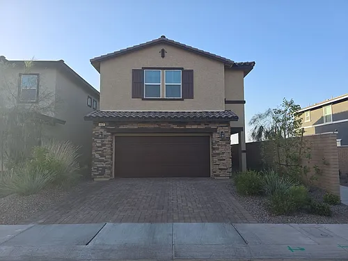 402 Larksong Ave Photo 1