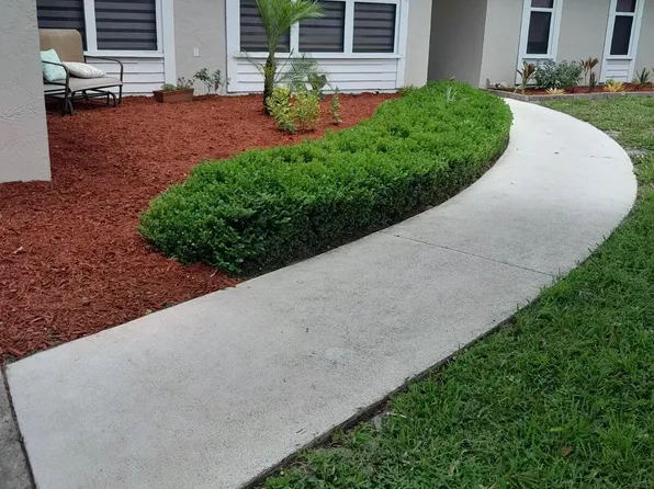 749 SW Mccracken Avenue, Port St Lucie, FL 34953