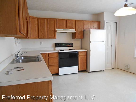3rd image of 9601 Coventry Creek Dr