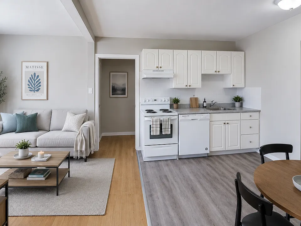 217 Laurier Ave E #3
