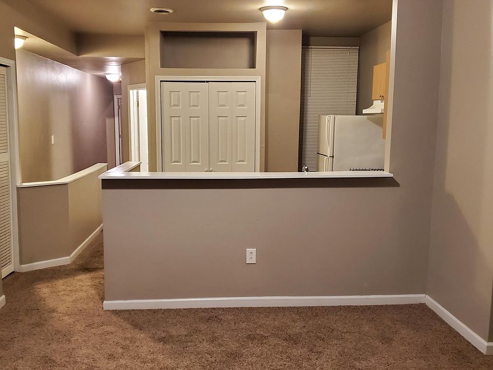 1st image of 4718 W Flora St #15