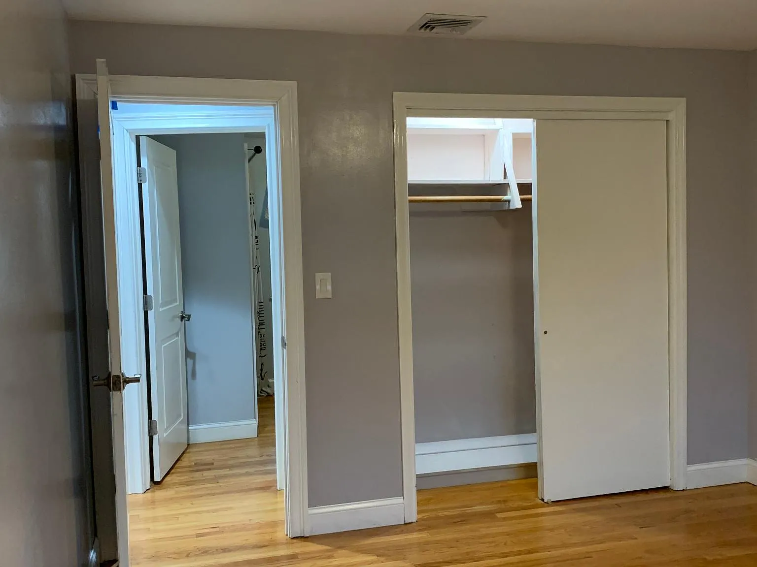 Ansonia Dr, North Haven — Photo 4