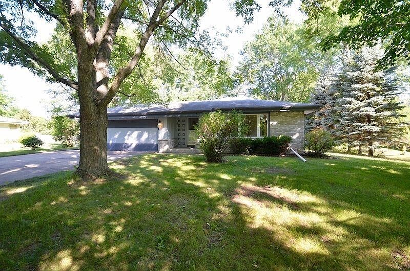 1st image of 36634 Meadow Dr