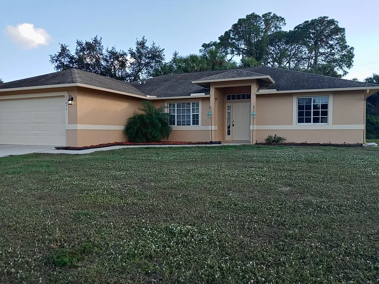 17031 Hillsborough Blvd — Photo 2