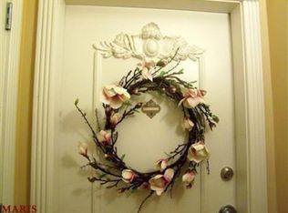 8631 Old Bonhomme Rd APT 2F, Saint Louis, MO