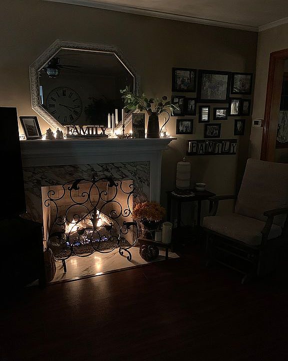 Natural Gas fireplace 
