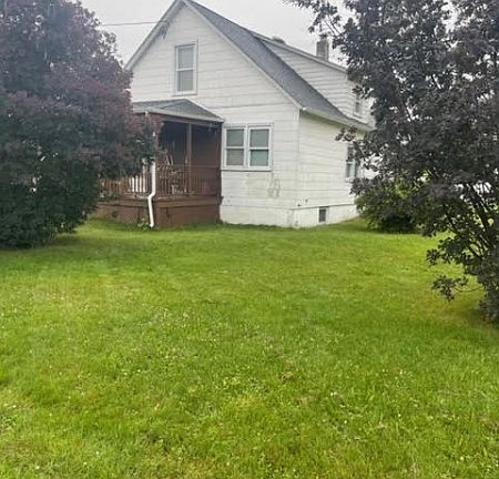 3rd image of 55 John Pl