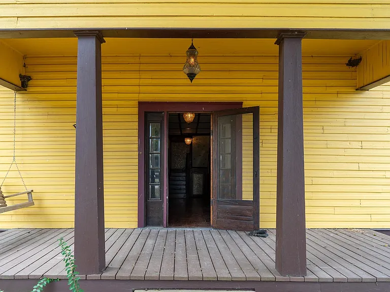 115 N Lockhart St — Photo 7