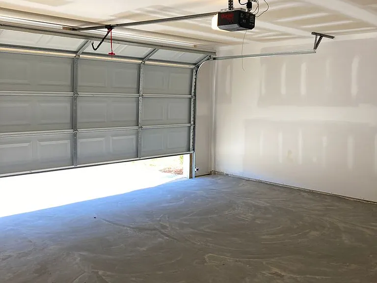 407 Kensington Ln — Photo 28