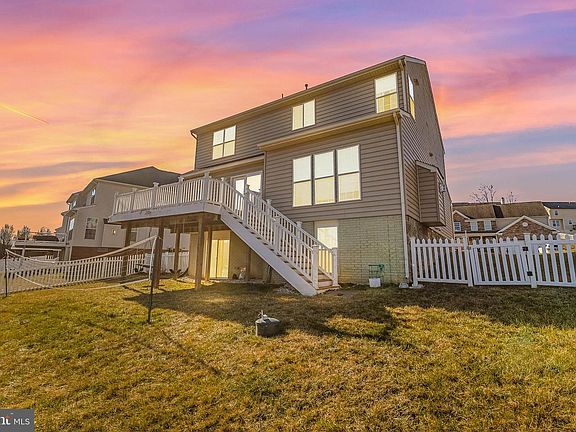 2nd image of 317 Fontana Cir