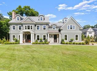 651 River Rd, Cos Cob, CT 06807