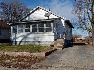 113 Thornton Ave, Pekin, IL 61554