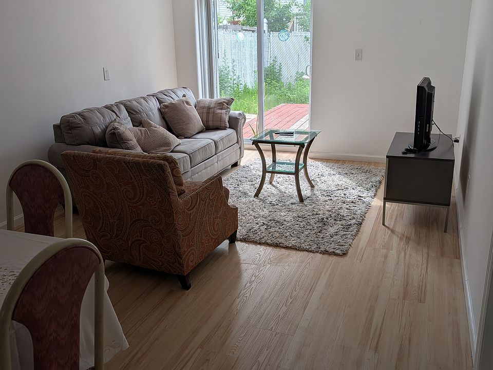 1st image of 126 Evergreen St