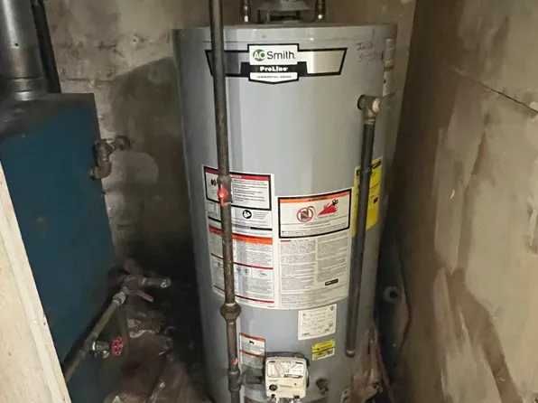 863 East 49th Street image 26 of 33