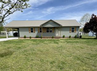 328 Deer Cir, Estill Springs, TN 37330