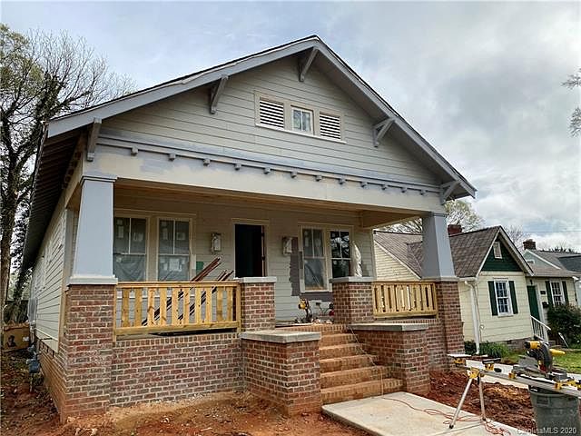 2nd image of 3234 Rogers St