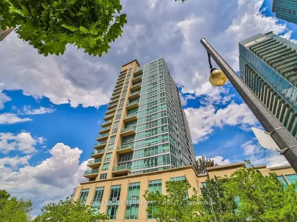185 Legion Rd N, Toronto, ON