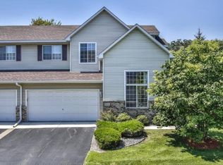 3132 Juniper Ln, Woodbury, MN 55125
