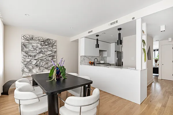 Sold by Compass | media 10