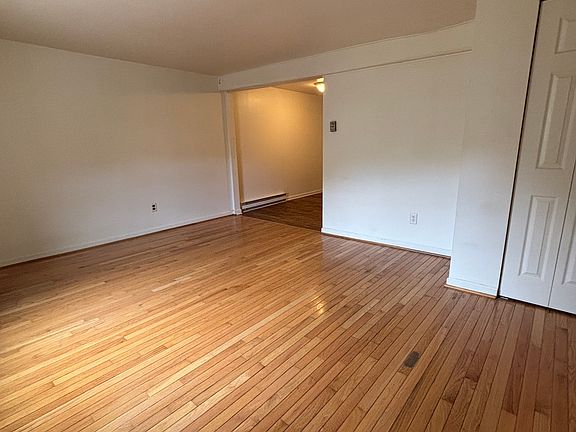 3rd image of 31 N Main St APT 9