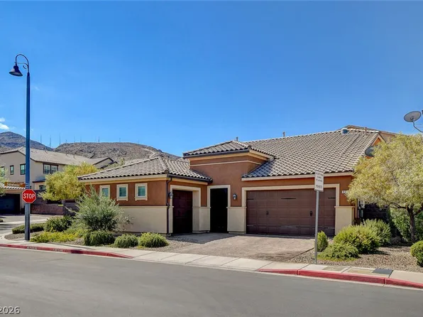 901 Gatesbridge Ave, Henderson, NV 89012
